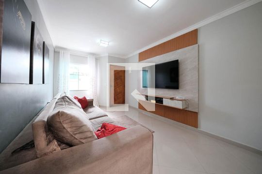 Sala de casa para alugar com 3 quartos, 160m² em Cidade Antônio Estêvão de Carvalho, São Paulo