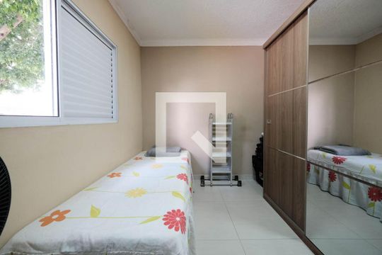 Quarto 1 de casa para alugar com 3 quartos, 160m² em Cidade Antônio Estêvão de Carvalho, São Paulo
