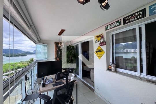 Varanda de apartamento para alugar com 2 quartos, 84m² em Barra da Tijuca, Rio de Janeiro