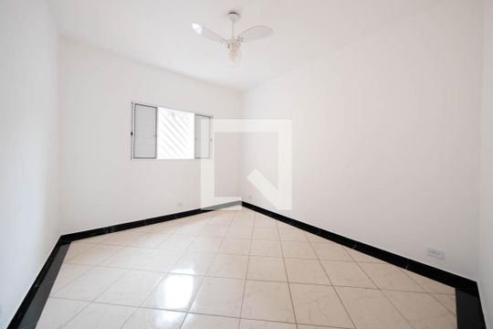 Quarto 1 de casa à venda com 3 quartos, 320m² em Vila Frugoli, São Paulo