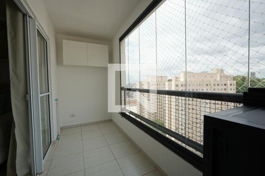 Varanda de kitnet/studio para alugar com 1 quarto, 36m² em Cambuci, São Paulo