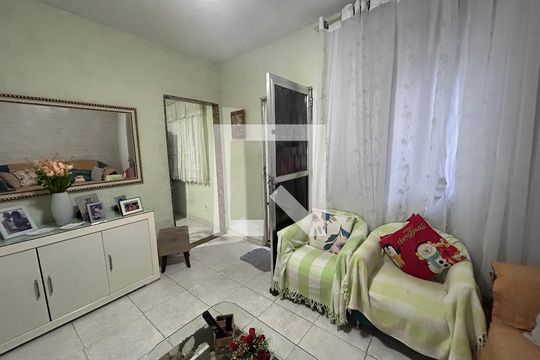 Sala de casa à venda com 2 quartos, 108m² em Vila Valqueire, Rio de Janeiro