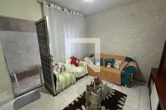 Sala de casa à venda com 2 quartos, 108m² em Vila Valqueire, Rio de Janeiro