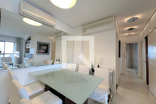 Sala de apartamento para alugar com 2 quartos, 80m² em Lapa, São Paulo