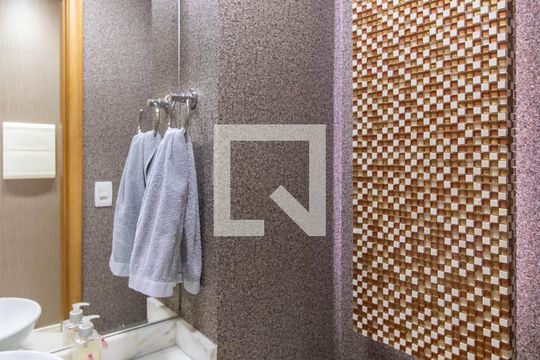 Lavabo de apartamento à venda com 3 quartos, 110m² em Vila Galvão, Guarulhos