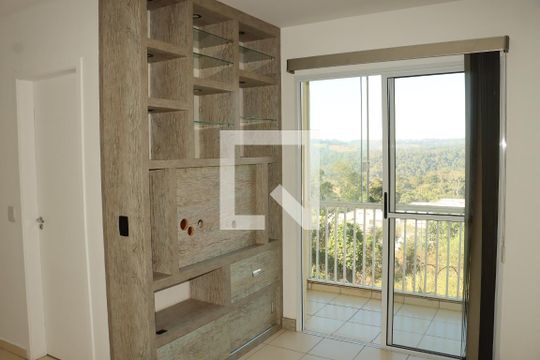 Sala de apartamento para alugar com 2 quartos, 58m² em Bairro Jardim Nossa Senhora das Graças, Cotia