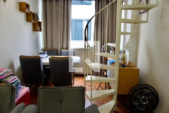 Sala de apartamento à venda com 4 quartos, 140m² em Cinquentenario, Belo Horizonte