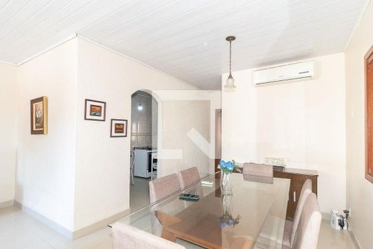 Casa para alugar com 4 quartos, 129m² em Tristeza, Porto Alegre