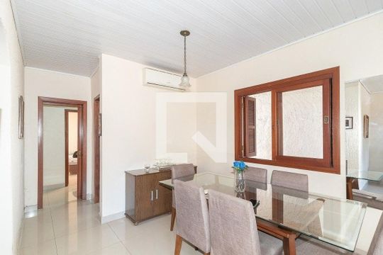 Casa para alugar com 4 quartos, 129m² em Tristeza, Porto Alegre