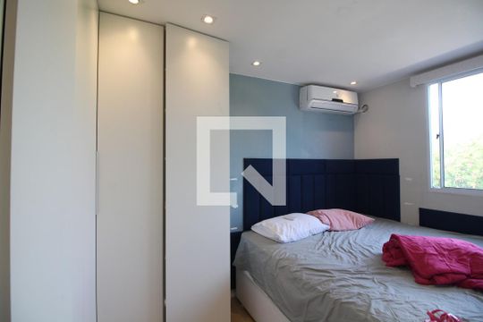 Quarto 2 de apartamento para alugar com 2 quartos, 50m² em Taquara, Rio de Janeiro