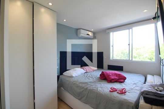 Quarto 2 de apartamento para alugar com 2 quartos, 50m² em Taquara, Rio de Janeiro