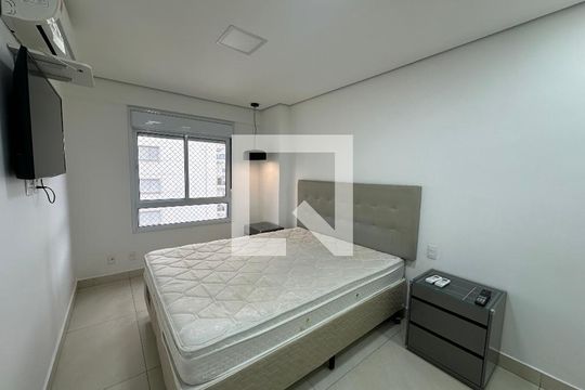 Suíte de apartamento para alugar com 1 quarto, 49m² em Alphaville Industrial, Barueri