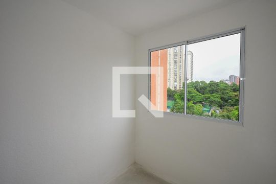 Quarto 2 de apartamento à venda com 2 quartos, 40m² em Vila Suzana, São Paulo
