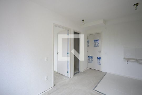 Sala de apartamento à venda com 2 quartos, 40m² em Vila Suzana, São Paulo