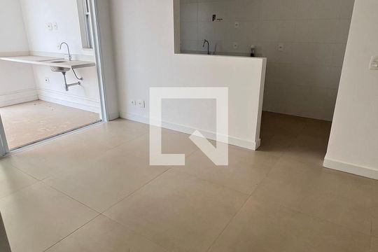 Sala/Cozinha de apartamento à venda com 2 quartos, 142m² em Vila Suzana, São Paulo