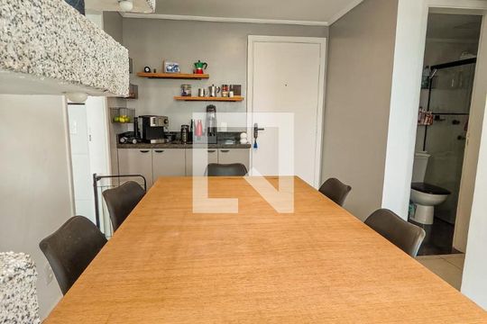 Sala de jantar de apartamento à venda com 2 quartos, 91m² em Parque Sao Vicente, Santo André