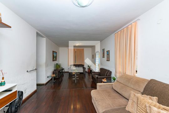 Casa à venda com 3 quartos, 360m² em Alto Caiçaras, Belo Horizonte