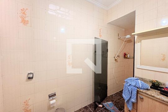 Banheiro da Suíte de casa à venda com 3 quartos, 248m² em Jardim América, Várzea Paulista