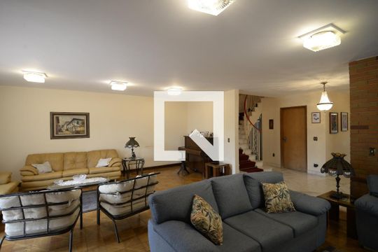 Sala de casa para alugar com 3 quartos, 412m² em Jardim da Gloria, São Paulo