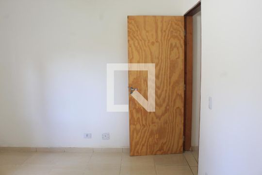 Casa de Condomínio para alugar com 3 quartos, 77m² em Jardim Nova Coimbra, Cotia