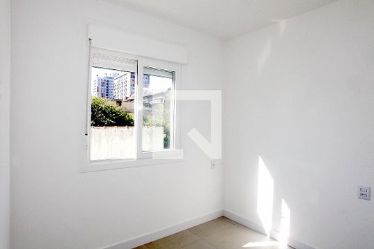 Quarto 2 de apartamento à venda com 2 quartos, 55m² em Farroupilha, Porto Alegre