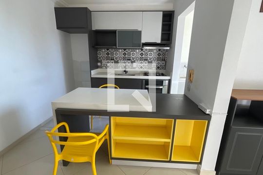 Cozinha de apartamento à venda com 2 quartos, 47m² em Jardim das flores, Jundiaí