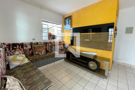 Casa para alugar com 2 quartos, 120m² em Vila Renato, São Paulo