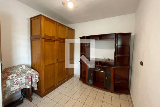 Casa para alugar com 2 quartos, 120m² em Vila Renato, São Paulo