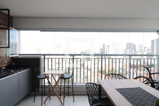 Sacada de apartamento à venda com 3 quartos, 106m² em Tatuapé, São Paulo