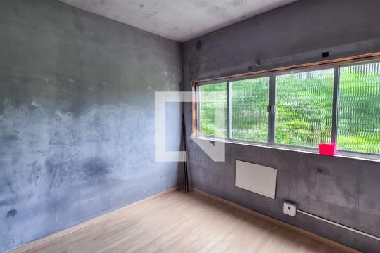 Quarto 1 de casa à venda com 3 quartos, 75m² em Olaria, Rio de Janeiro
