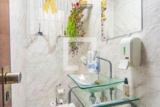 Lavabo de casa à venda com 4 quartos, 204m² em Vila América, Santo André