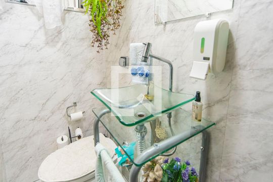 Lavabo de casa à venda com 4 quartos, 204m² em Vila América, Santo André