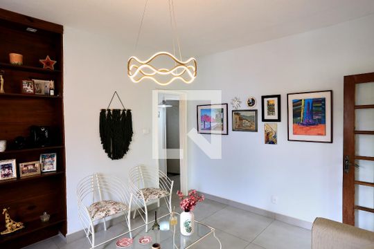 Sala de casa à venda com 6 quartos, 400m² em Santa Ines, Belo Horizonte