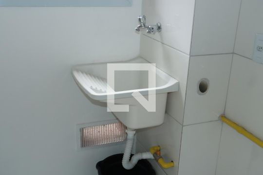 Apartamento para alugar com 2 quartos, 52m² em Jardim Dom José, Embu das Artes