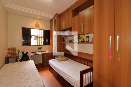 Quarto de casa à venda com 2 quartos, 360m² em Vila Curuçá, Santo André