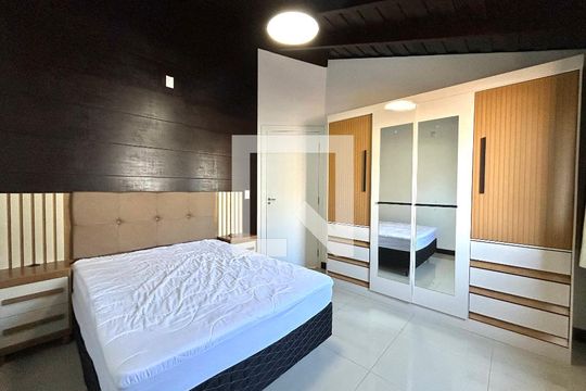 Quarto  de apartamento para alugar com 1 quarto, 102m² em Centro, Florianópolis