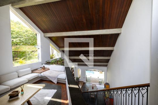 Hall  de casa de condomínio para alugar com 4 quartos, 330m² em Alphaville Residencial Um, Barueri