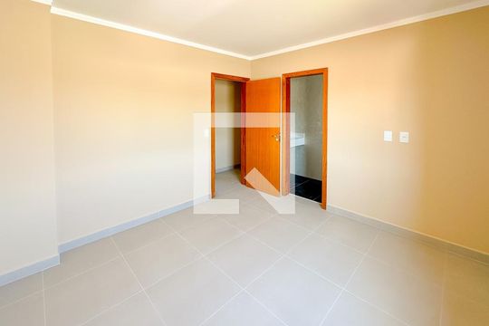 Suíte 1 de casa para alugar com 2 quartos, 102m² em Forquilhas, São José