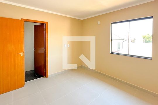 Suíte 1 de casa para alugar com 2 quartos, 102m² em Forquilhas, São José