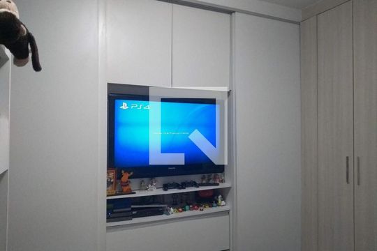 Quarto de casa de condomínio para alugar com 2 quartos, 200m² em Jardim da Gloria, Cotia