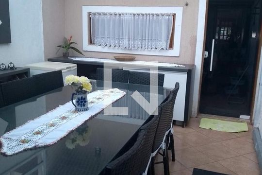 Sala de jantar de casa de condomínio para alugar com 2 quartos, 200m² em Jardim da Gloria, Cotia