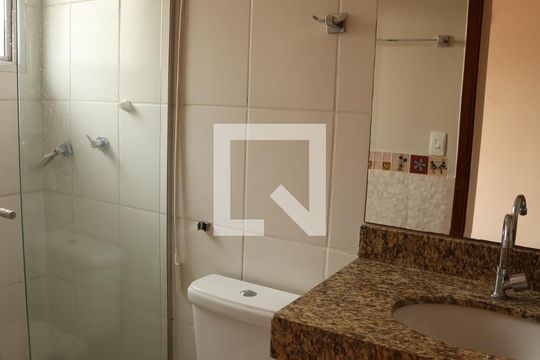 Banheiro da Suíte 1 de casa à venda com 3 quartos, 120m² em Setor Centro Oeste, Goiânia