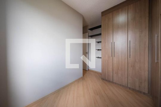 Apartamento para alugar com 2 quartos, 42m² em Vila Talarico, São Paulo