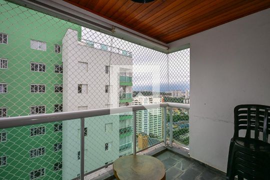 Varanda de apartamento à venda com 3 quartos, 112m² em Chácara Agrindus, Taboão da Serra