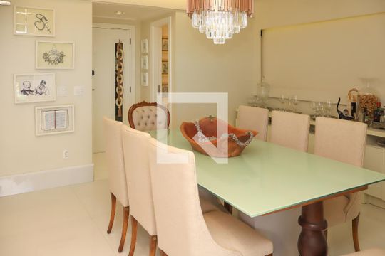 Apartamento para alugar com 3 quartos, 143m² em Pernambués, Salvador