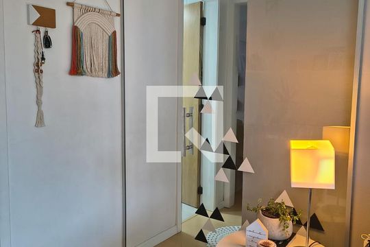 Sala de apartamento à venda com 2 quartos, 60m² em Vila Nova, Novo Hamburgo