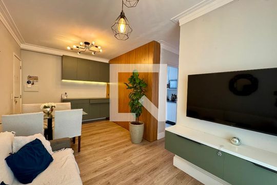 Sala de apartamento à venda com 2 quartos, 59m² em Picanço, Guarulhos