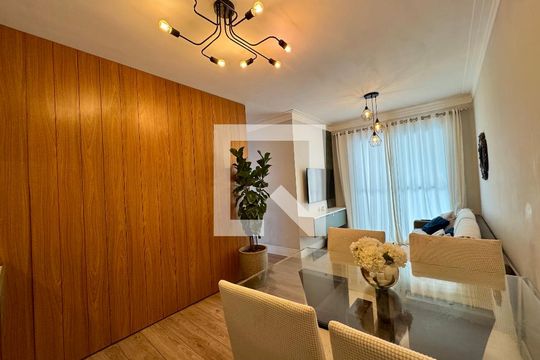 Sala de apartamento à venda com 2 quartos, 59m² em Picanço, Guarulhos
