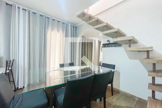 Sala de Jantar de casa à venda com 3 quartos, 125m² em Padroeira, Osasco