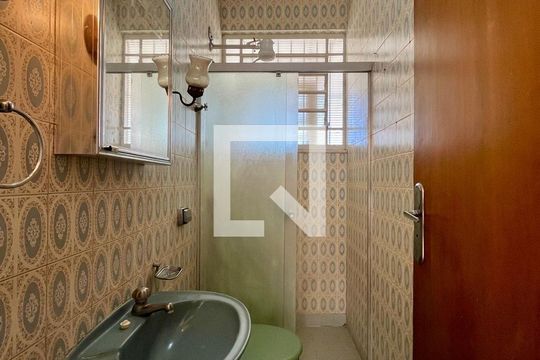 Banheiro de casa à venda com 3 quartos, 328m² em Conceicao, Campinas